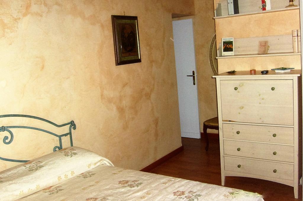 B&B Carolina Plebiscito R. Napoli Dış mekan fotoğraf