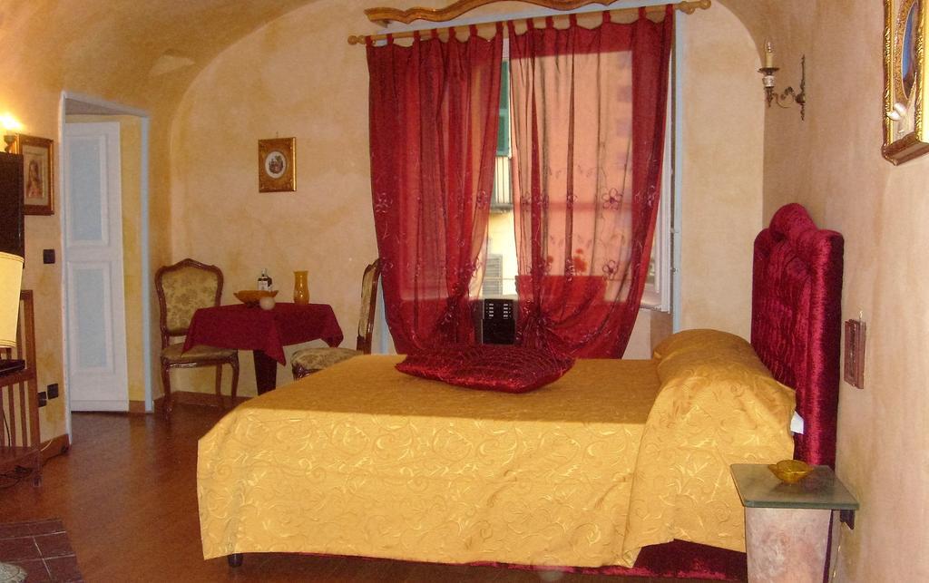 B&B Carolina Plebiscito R. Napoli Dış mekan fotoğraf