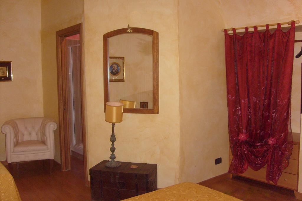 B&B Carolina Plebiscito R. Napoli Dış mekan fotoğraf